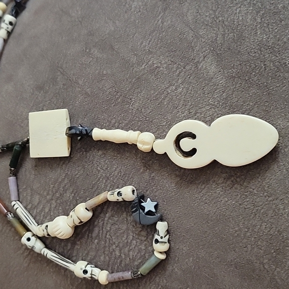 ARTISAN carved bone jasper moon goddess earth primitive Lavalier Necklace - Picture 8 of 11